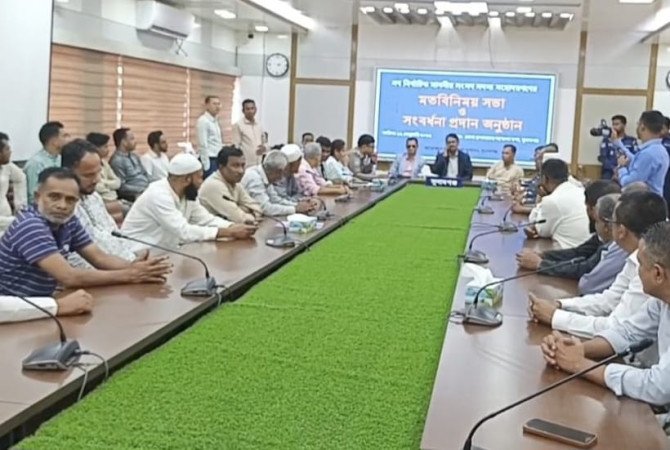 সুনামগঞ্জে নবনির্বাচিত সংসদ সদস্যদের  জেলা প্রশাসনের সংবর্ধনা