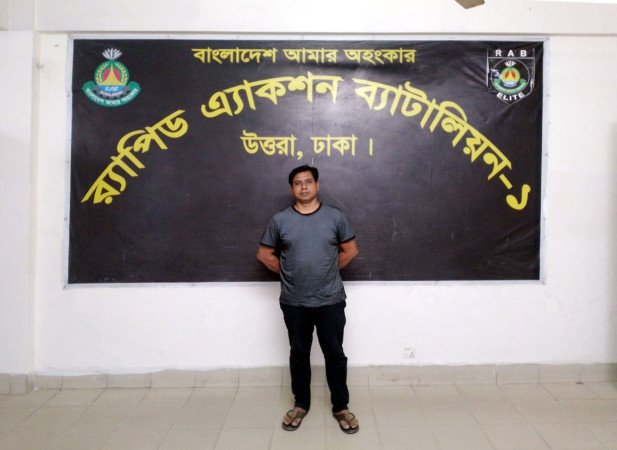র‌্যাবের অভিযানে কাশিয়ানীর ধর্ষণ মামলার আসামি গ্রেফতার